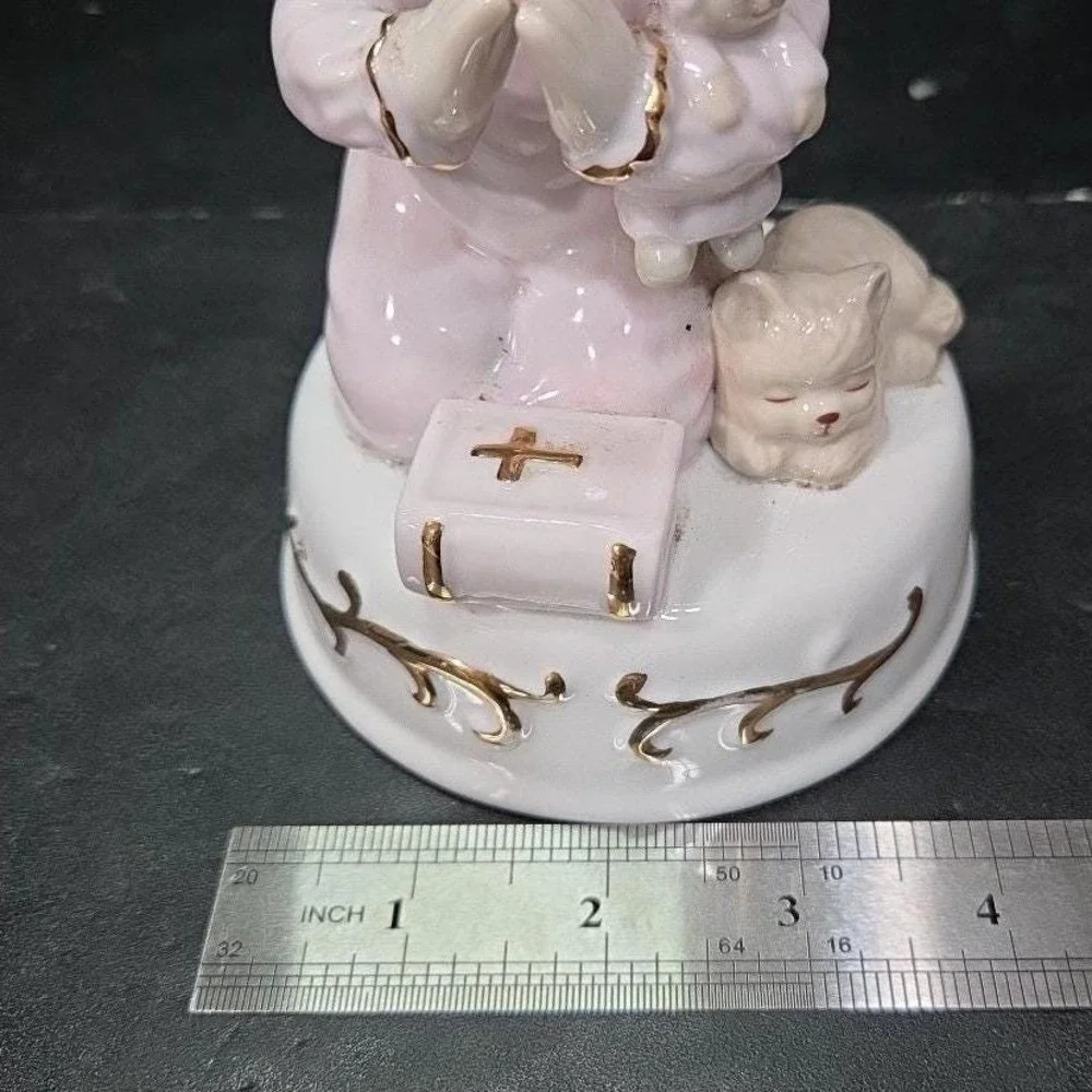 Sankyo Bedtime Prayer Praying Girl With Cat‎ & Bible Figurine, Porcelain Statue